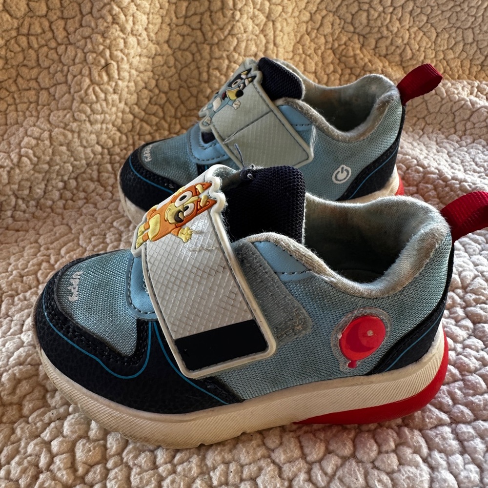 Kids Bluey Sneakers